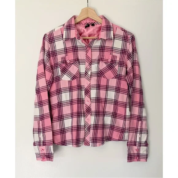 ❌SOLD ❌💕VANS Pink Plaid Flannel ✨ - Picture 5 of 9